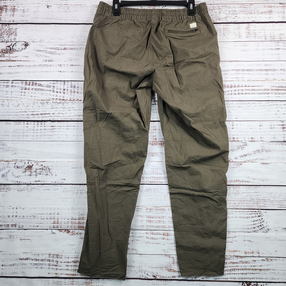 Vuori VW450 Ripstop Pant Medium Olive Green Hiking Utility Gorpcore Travel - Picture 2 of 9